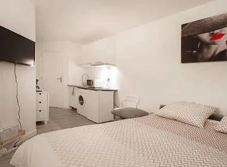Studio Purple * Bordeaux